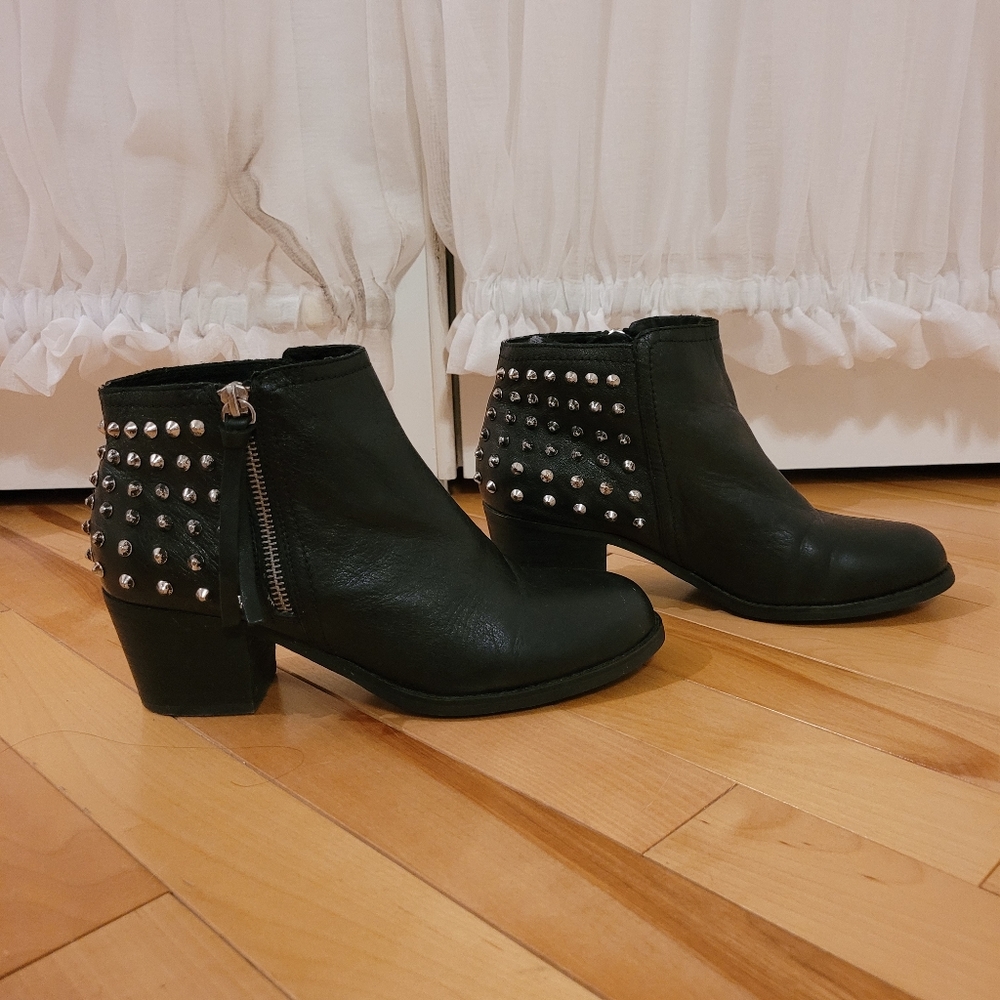 Aldo high heels studded boots